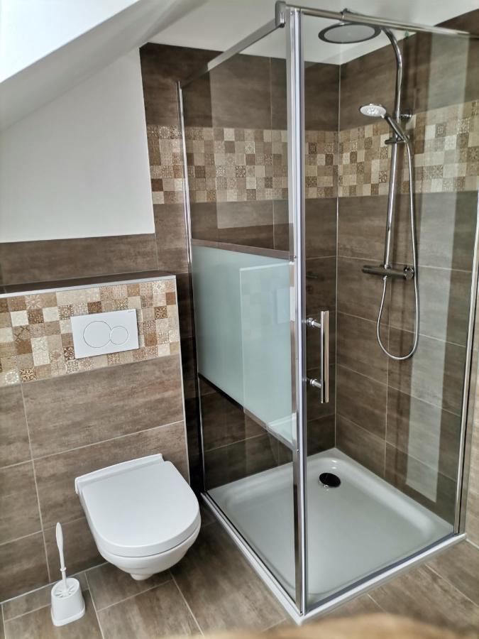 Sonnenufer Apartment & Moselwein I 베른카슈텔쿠에스 외부 사진