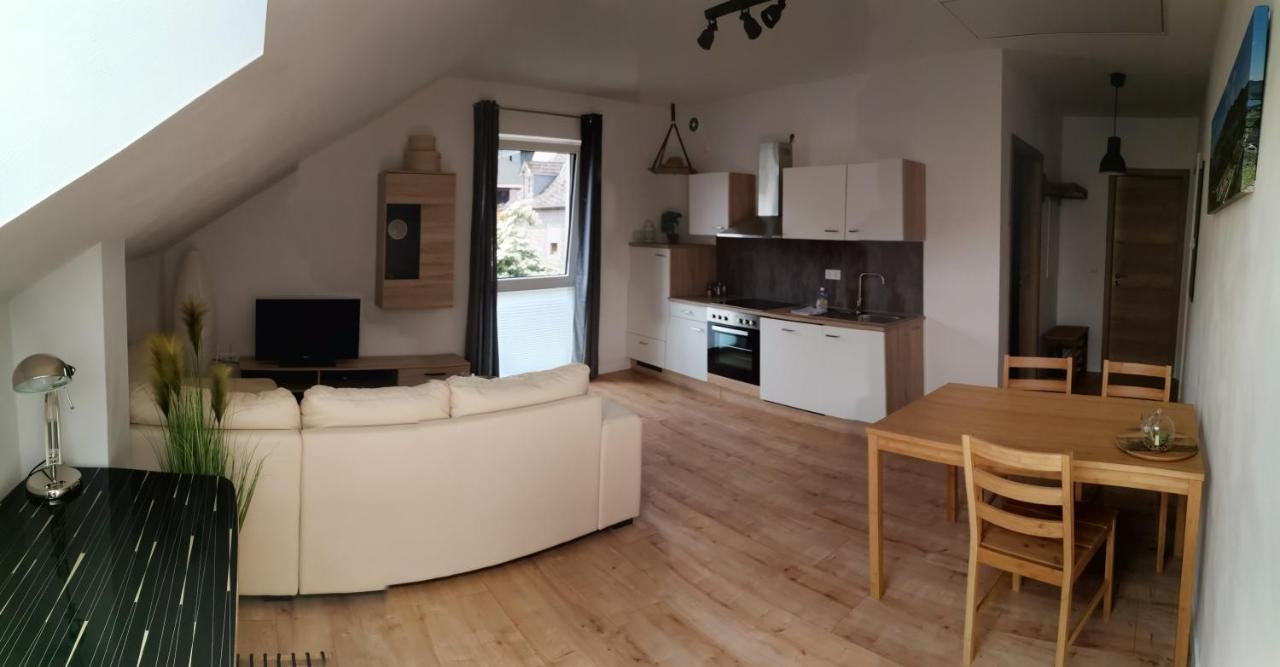 Sonnenufer Apartment & Moselwein I 베른카슈텔쿠에스 외부 사진